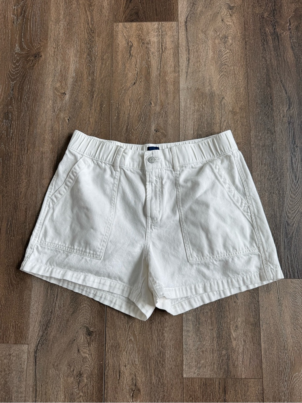 GAP White Cotton Patch-Pocket Shorts Women’s Size Large